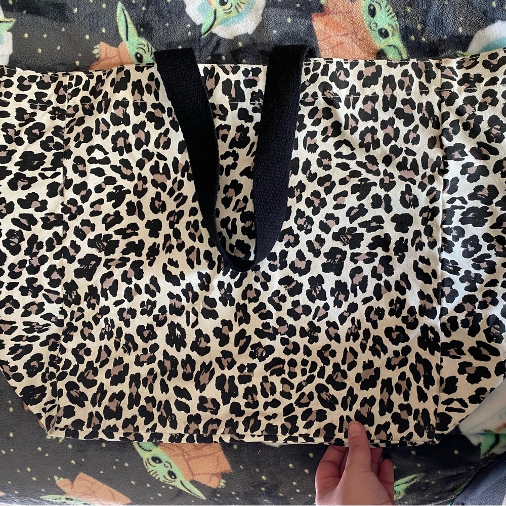 Leopard print bag